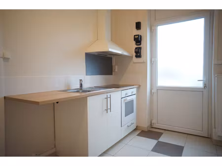 location appartement 2 pièces 44m²
