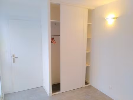 annonce location appartement 1 pièce de 15m2 à montivilliers (76290) - paruvendu.fr ref 99