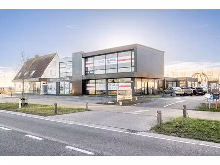 groot winkelpand van ca. 300m² te knokke