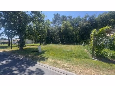 vente terrain 450 m² castres-gironde (33640)