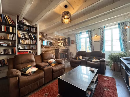 vente maison 10 pièces 200m2 saint-germain-du-seudre 17240 - 356000 € - surface privée