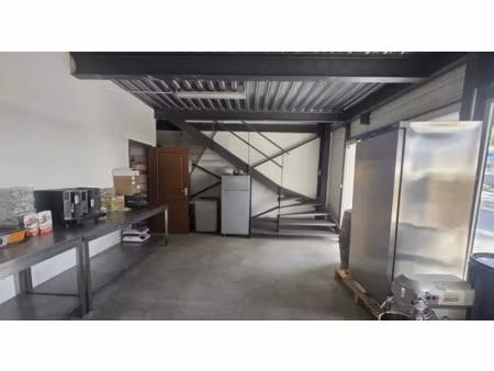 local d'activité 185 m2 - six-fours