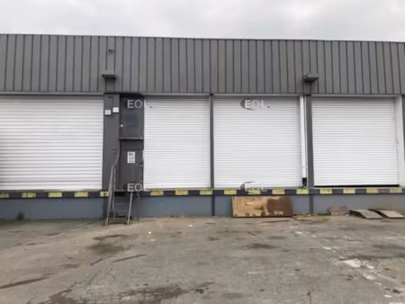 location d'un entrepôt de 190 m² avec quai à villeneuve-saint-georges (94)