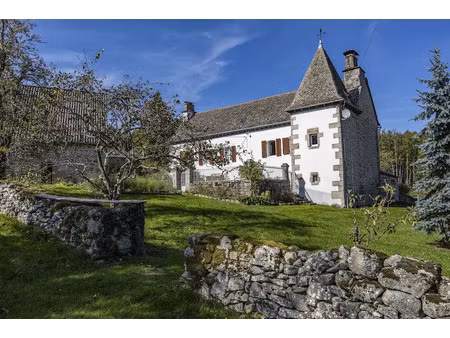 vente maison 8 pièces 224 m² à auriac (19220)  317 000 €