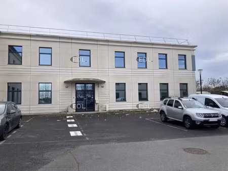 location de locaux d'activité-bureaux de 617 m² - créteil europarc (94)