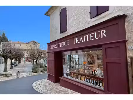 immeuble à vendre à aubeterre-sur-dronne (16390) - charente