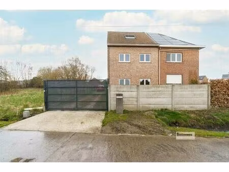 huis te koop in willebroek met 4 slaapkamers