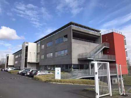 bureaux à louer à orvault 624 m2 avec excellent ratio parking