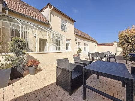 vente maison 8 pièces 226 m² à montbré (51500)  390 000 €