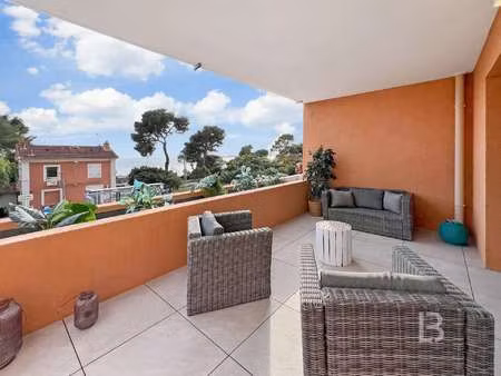 vente appartement 2 pièces bord de mer à èze (06360) : à vendre 2 pièces bord de mer / 50m