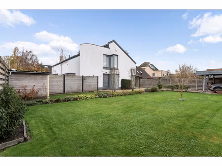 huis te koop in kalmthout met 4 slaapkamers