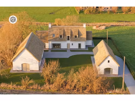 huis te koop in oostrozebeke met 4 slaapkamers