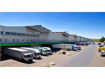 a louer - entrepôt de 784 m²