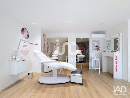 location boutique/local commercial 145 m²