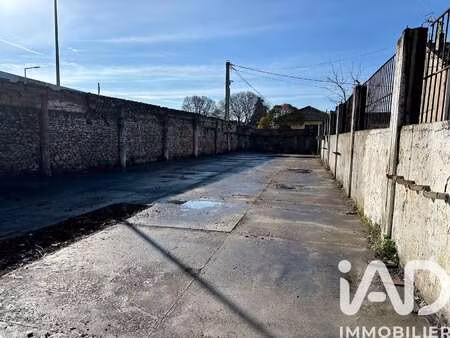 vente terrain à nîmes (30000) : à vendre / 340m² nîmes