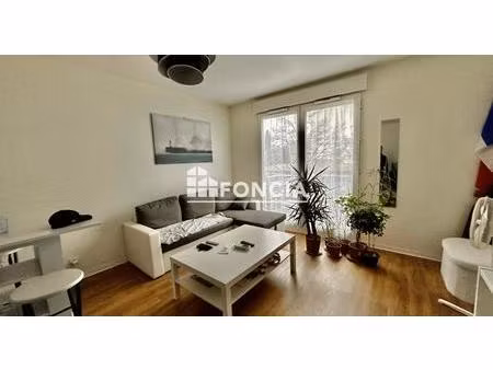 a vendre t2 lumineux hyper centre bruges