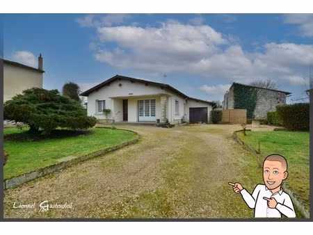 maison à vendre de plain pied 3 chambres sur la commune de saint antoine de breuilh (24)