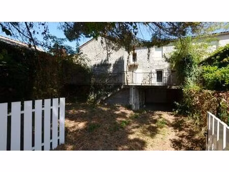 a vendre  castéra-verduzan (gers): maison de village proche des