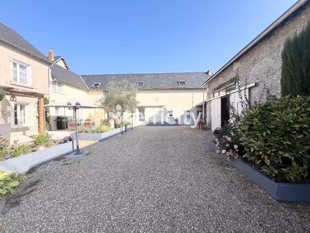 maison 10 pièces - 306 m²