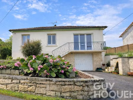 maison jaunay-clan proche commodités