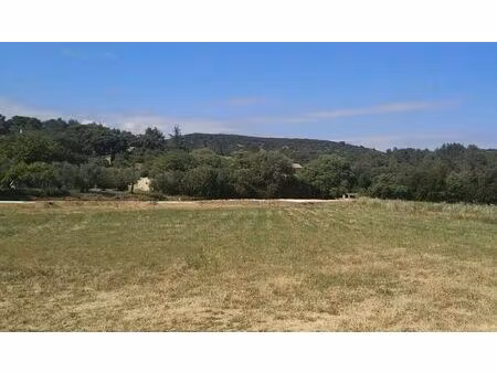 vente terrain neuf 1500m2 saint-maximin-la-sainte-baume - 210000 € - surface privée