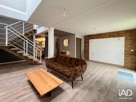 vente bureaux et commerces à cholet (49300) : à vendre / 140m² cholet