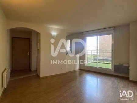 vente bureaux et commerces à castelginest (31780) : à vendre / 55m² castelginest