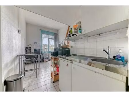 studio de 1 pièce de 25 m² situé à lyon 6ᵉ