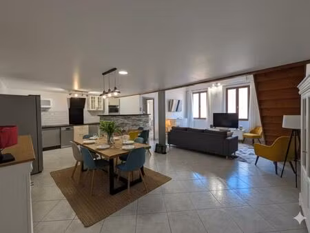 appartement rénové 3 pièces à lézignan-corbières