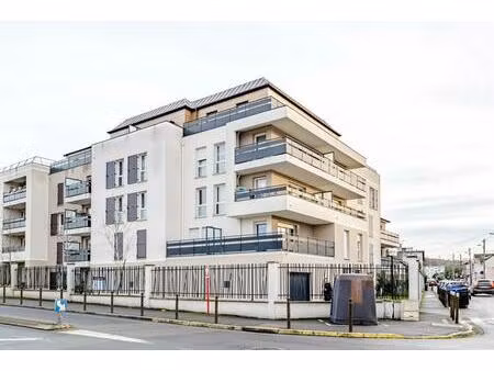 appartement vendu loué 2 pièces de 42 m² à livry-gargan