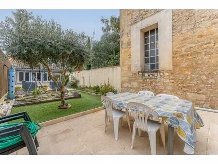 maison de caractère avec jardin à pauillac