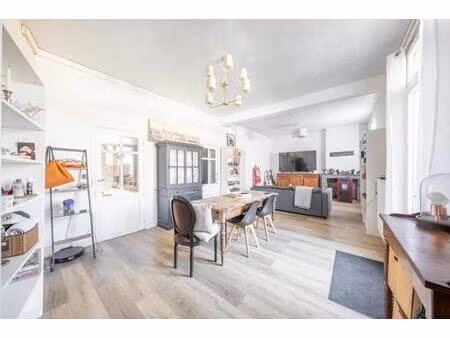 charmante maison en pierre à saint-gervais