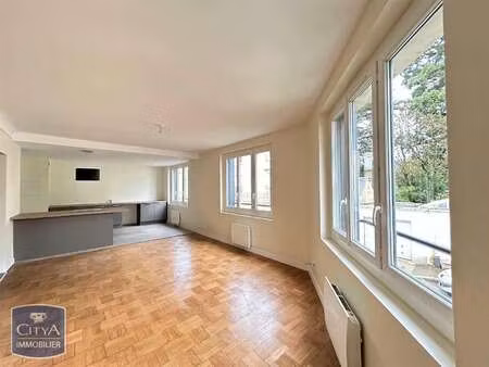 location appartement 3 pièces au mans (72000) : à louer 3 pièces / 85m² le mans