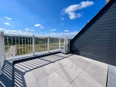 grand penthouse 3ch sur 3 façades