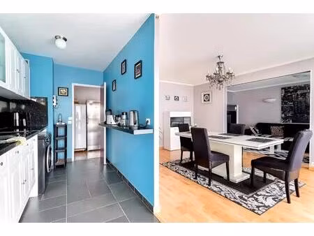 spacieux appartement lumineux avec balcon à lille