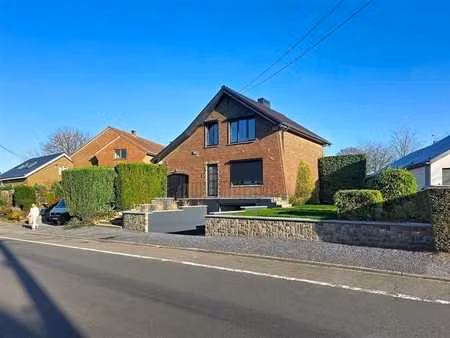 maison 2 chambres + 2 bureaux totalement rénovée