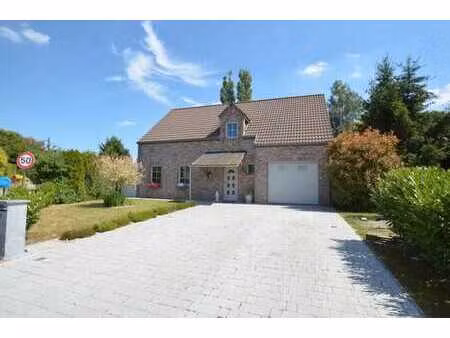 maison 4 façades à vendre