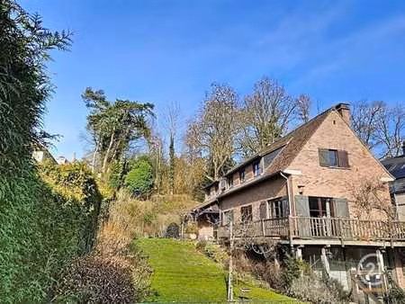 spacieuse maison unifamiliale à genval