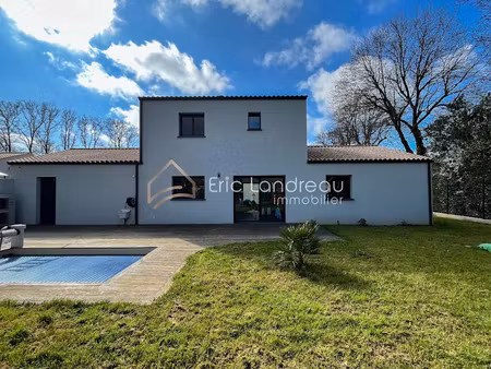 vente maison 6 pièces 157.59 m² à sainte-foy (85150)  549 120 €