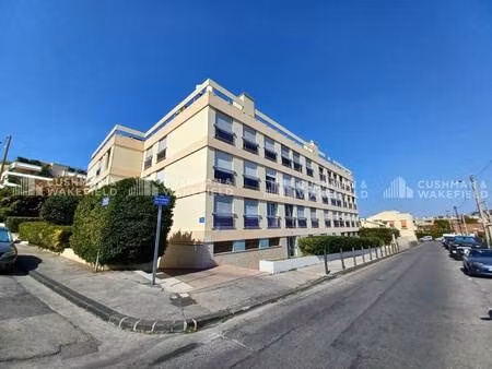 local d'activités à louer