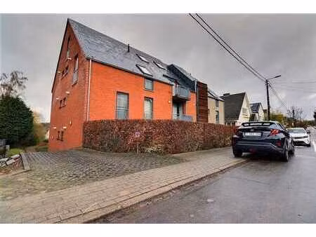 appartement 2ch avec balcon et jardinet priv.