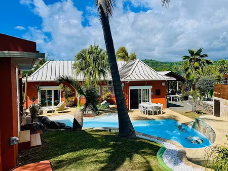vente villa 7 pièces 230 m² à saint gilles les bains (97434)  1 490 000 €