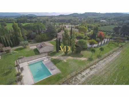 vente maison 8 pièces 256 m² à roussillon (84220)  1 595 000 €