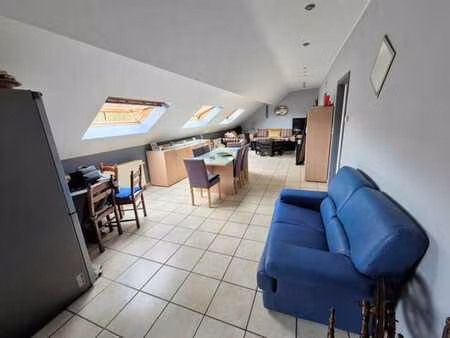 à vendre : appartement 2 chambre à manage !