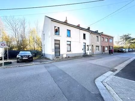 lot de deux maisons - actuellement louees