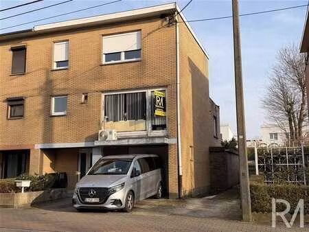 maison 3 chambres proche de la place du pérou