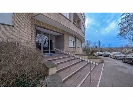 appartement 2ch. idéalement situé