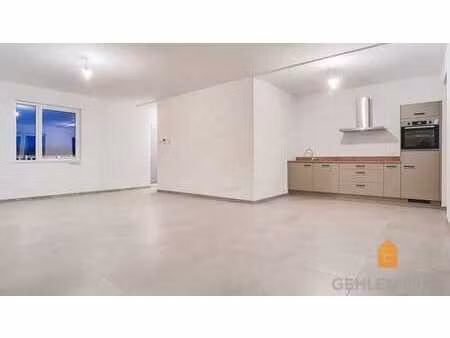 appartement 2 ch. + terrasse + 2 parkings couverts