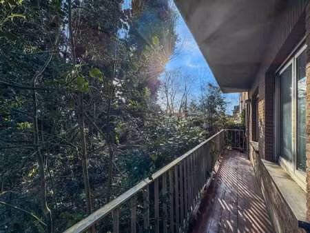 uccle – 2/3 ch ±102 m²  jardin  à rénover