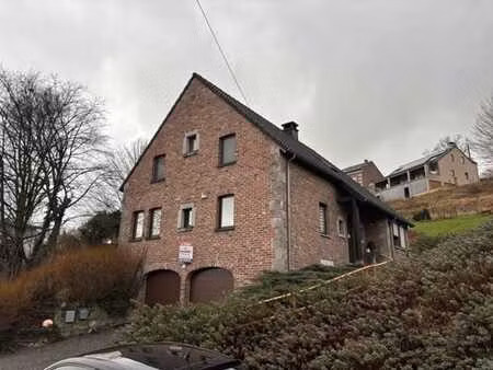 bel appartement 2ch avec terrasse  jardin et garage 1voiture